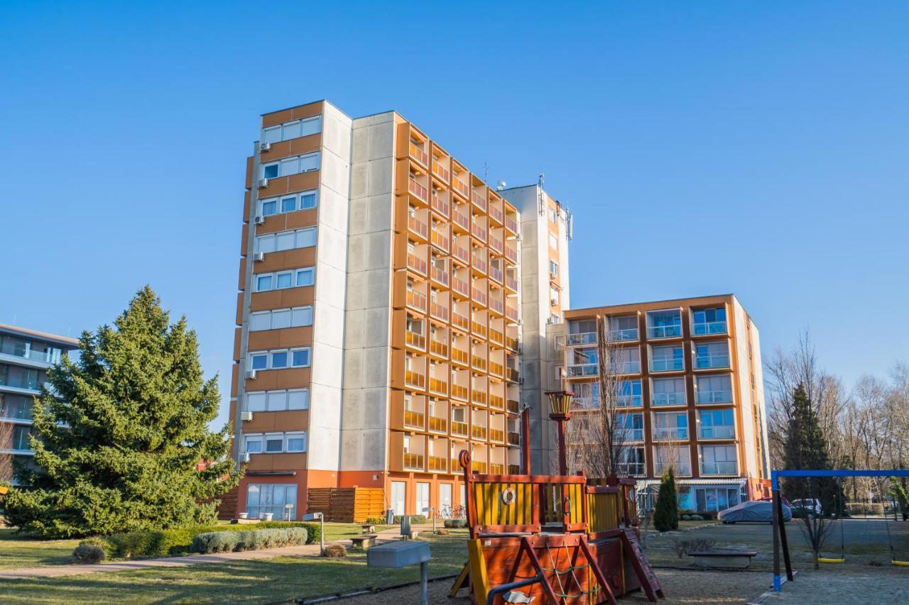 MF Studio 802 Siófok Exterior foto